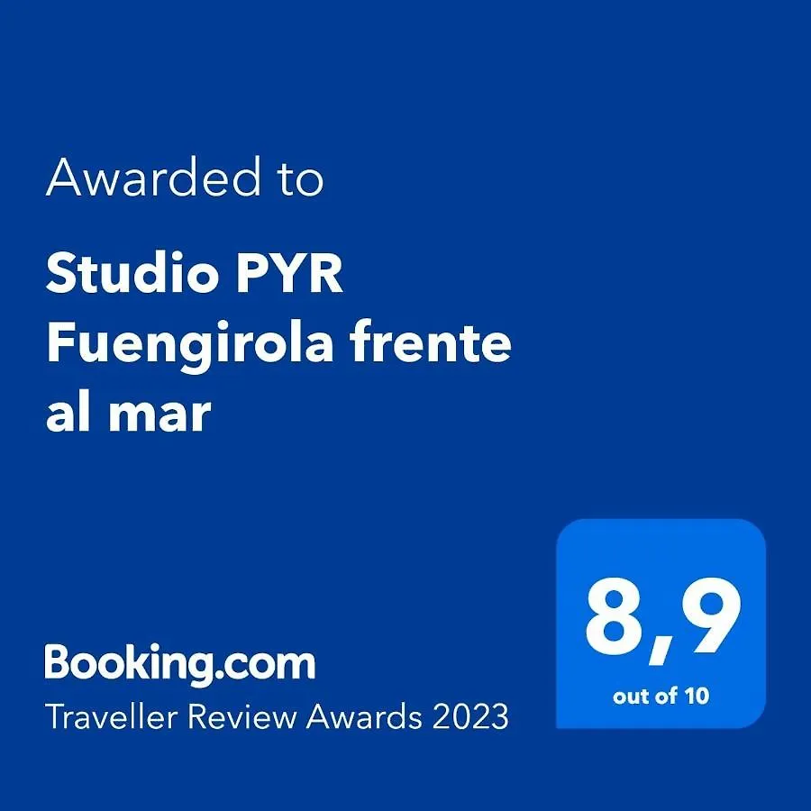 Studio Pyr Fuengirola Frente Al Marアパートメント アパート