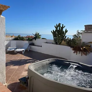 Penthouse With Private Roof Terrace And Jacuzzi Fuengirola